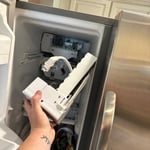 Icemaker assembly