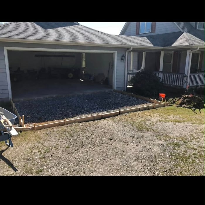 Garage apron