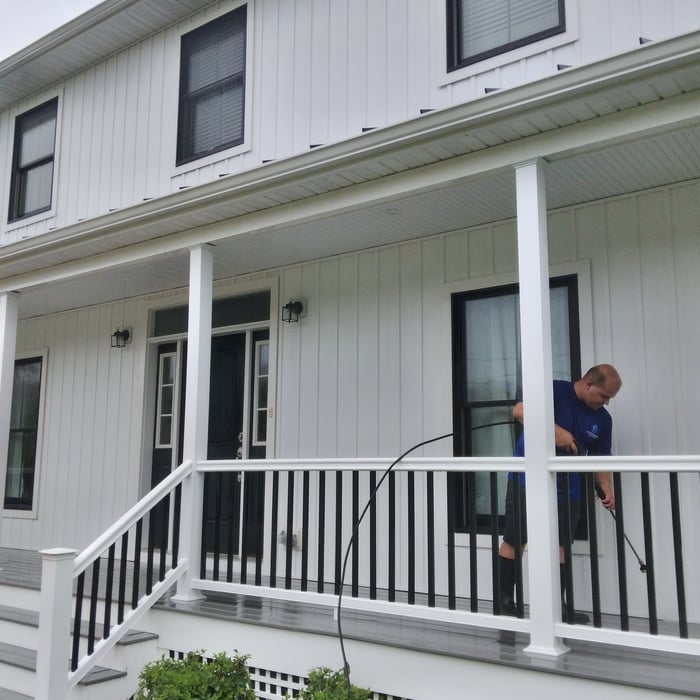 Power washing & Exterior Window Cleaning