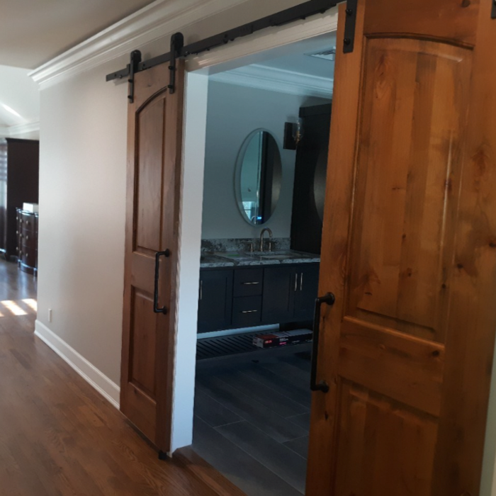 Deleon Master Bathroom