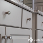 Details accent this beautiful bathroom