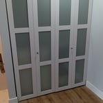 Bifold door installation