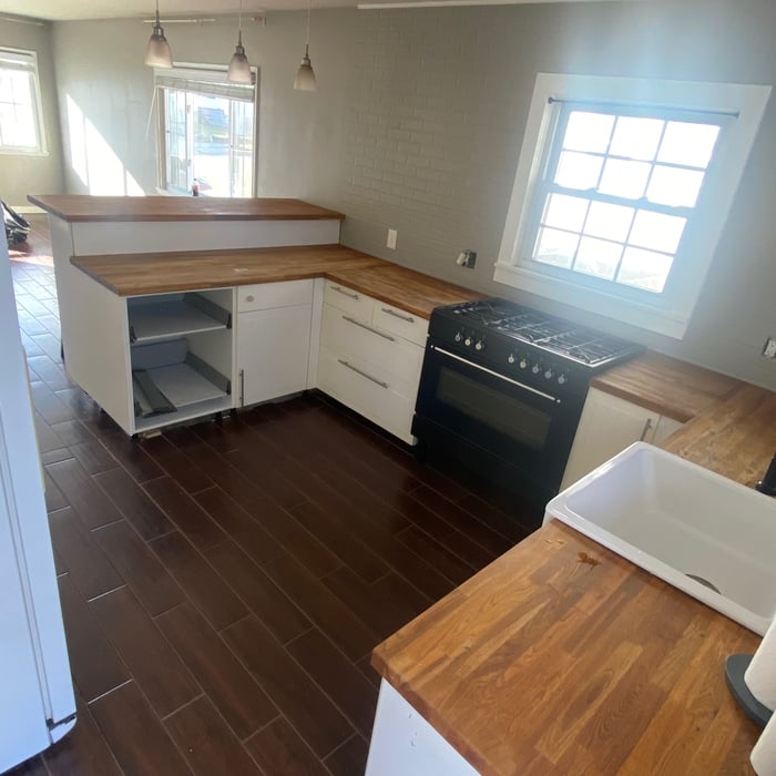 Move out cleaning of kitchen