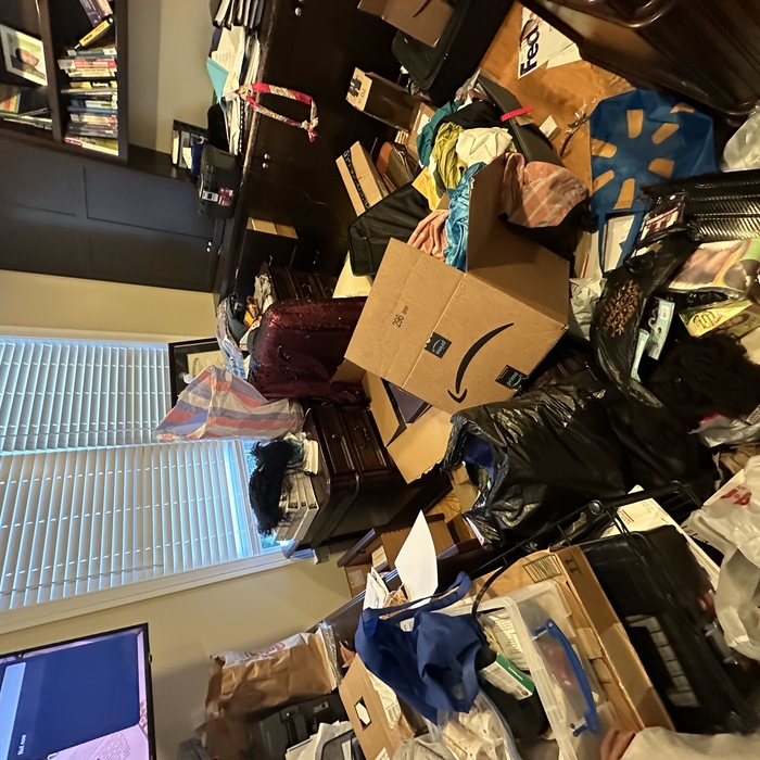 Deep cleaning 2x weekly & organizing
