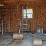 Faced fiberglass wall insulation