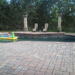 Freefrom pillar pool