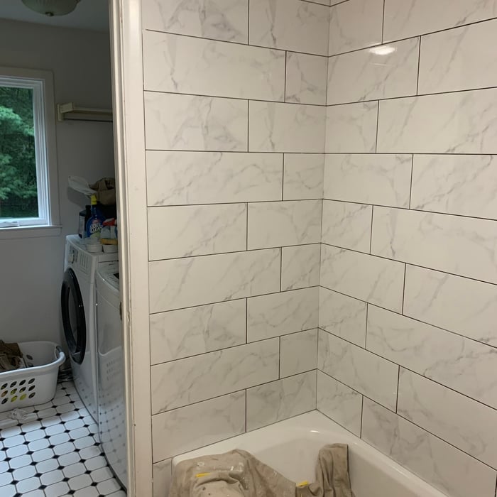 Square tile