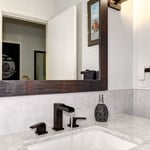 Vanity countertop, hardware