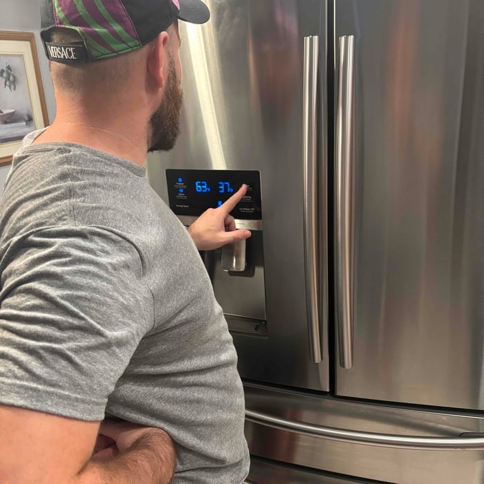 Refrigerator repair