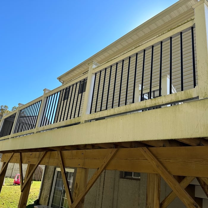 Gutter Cleaning / Deck Soft Wash