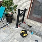 Rod iron hand rail