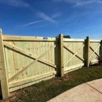1000' of X-brace privacy with 6x6 posts
