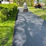 Asphalt driveway install