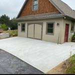 Front entry garage apron