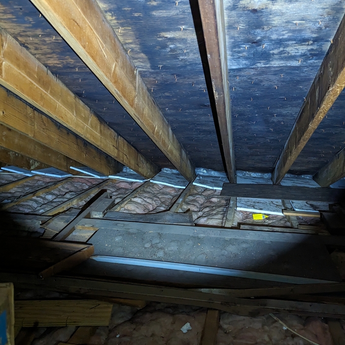 Sheathing mold