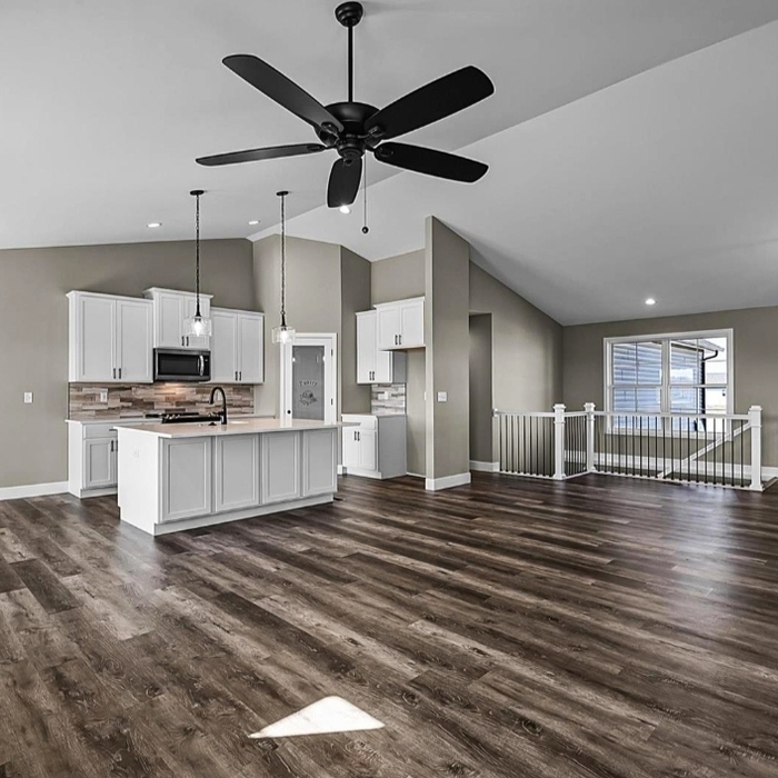 Interior Paint and Vinyl Floor Installation. Referred by Andrea Cantera.