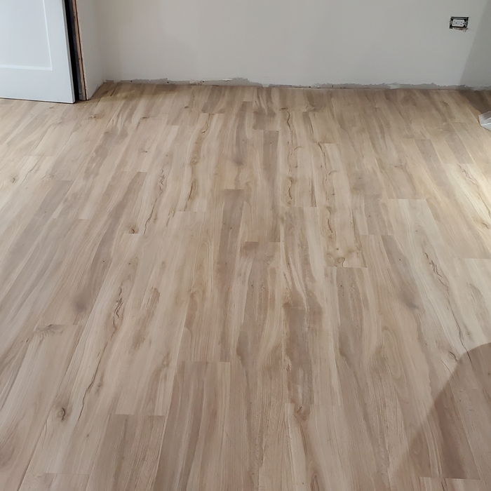 Laminate floor.