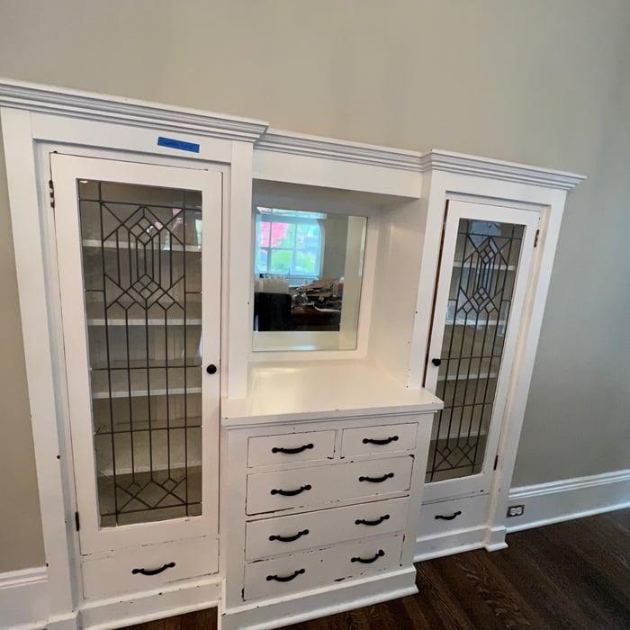 Before picture of cabinet