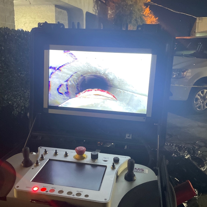Sewer robot in the pipe