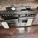 Oven door does not close properly