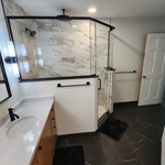 Large Shower with Rain Shower Head