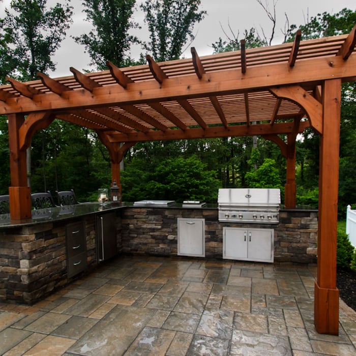 Outdoor Kitchen