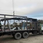 Claw truck