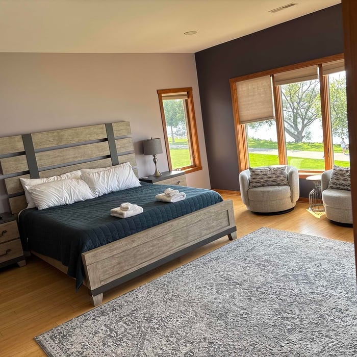 FULL BEDROOM TURNOVER