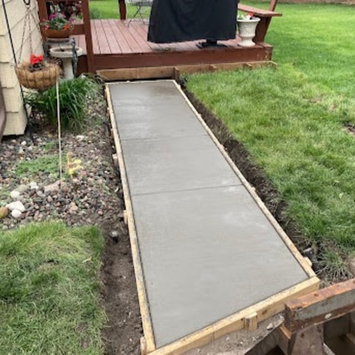 Small Sidewalk Removal & Replacement