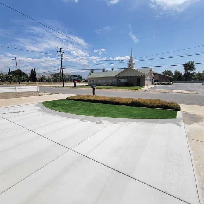 Artificial Turf & Driveway Concrete Design 