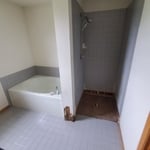 Before Picture of Bathroom