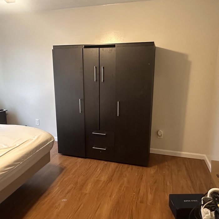 Armoire