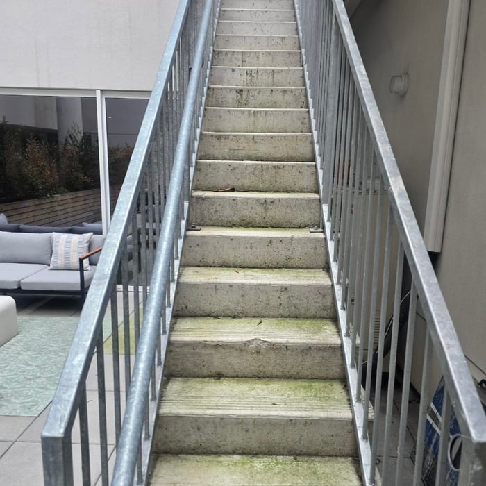 Power washing