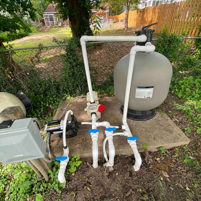 Repair of an old pool