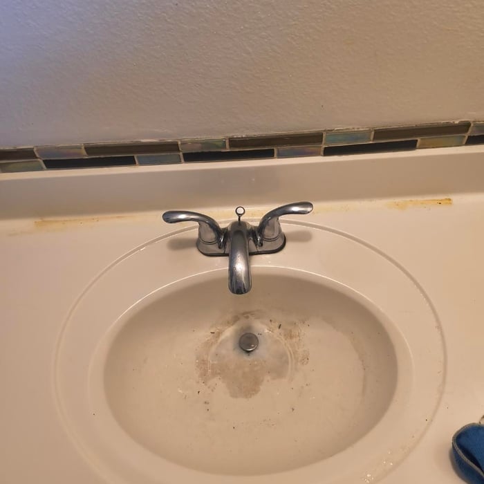 Senior living cleaning.