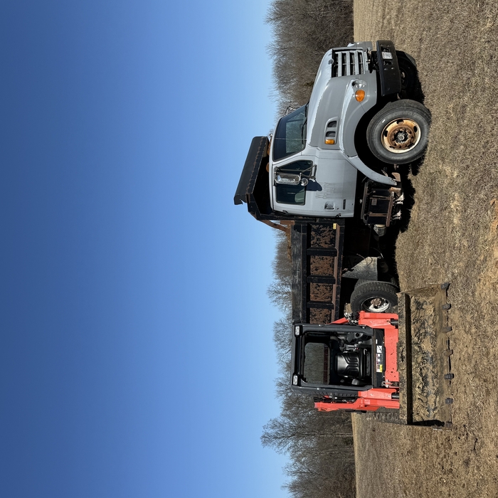 Oak Grove Dirt Delivery