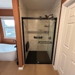 Freestanding Tub & Shower