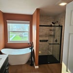 Freestanding Tub & Shower