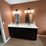 Freestanding Tub & Shower