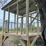 Treehouse/blind