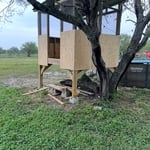 Treehouse/blind