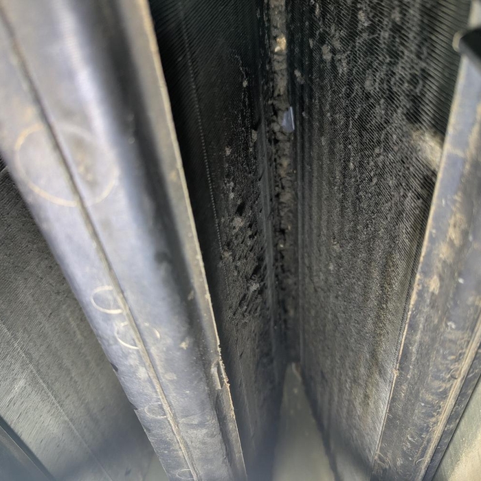 Evaporator coil cleaning