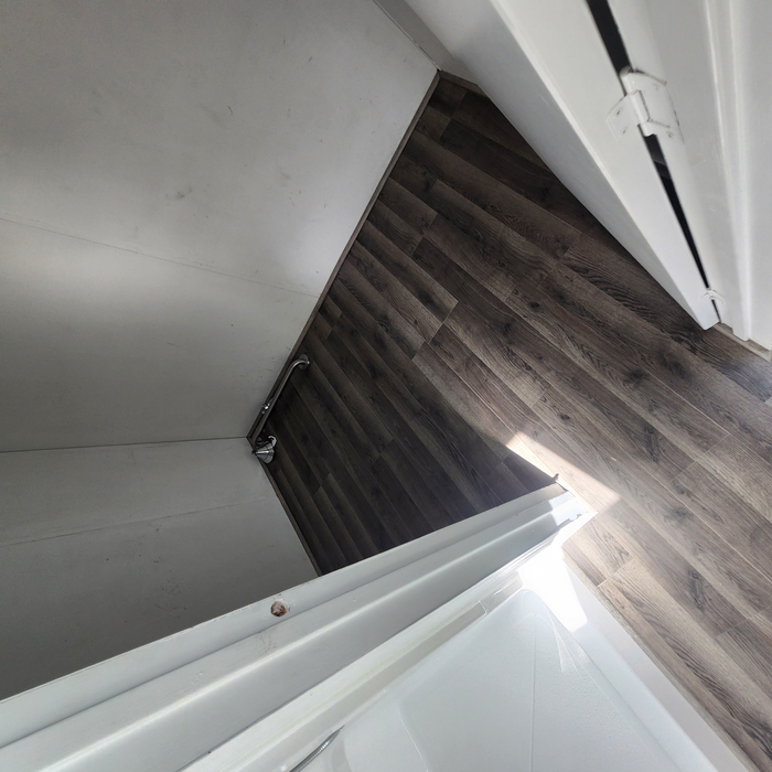 WALK-IN SHOWER/FLOOR