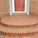 Radius brick pourch