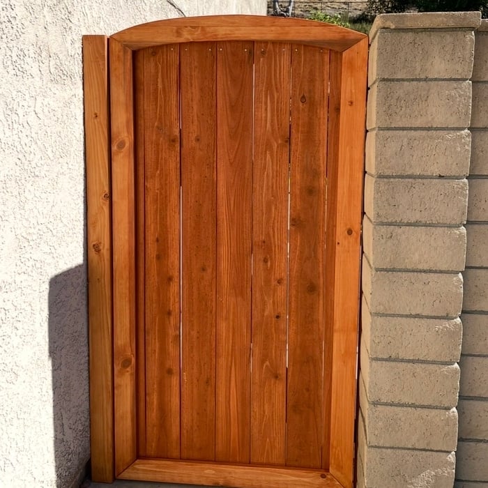 Side gate