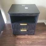 Furniture assembly