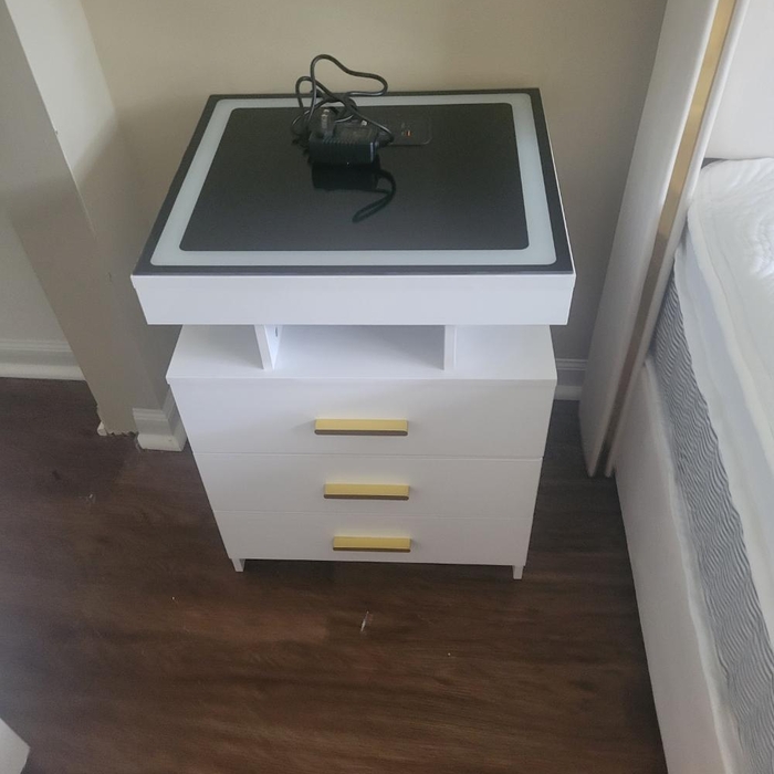 Furniture assembly