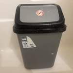 Trash can clean