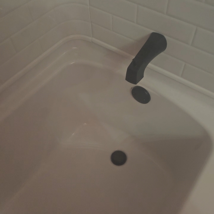 Installed tub faucet
