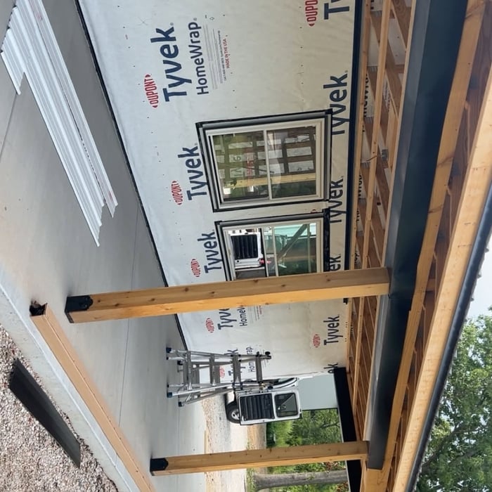 Demuzio Barndominium